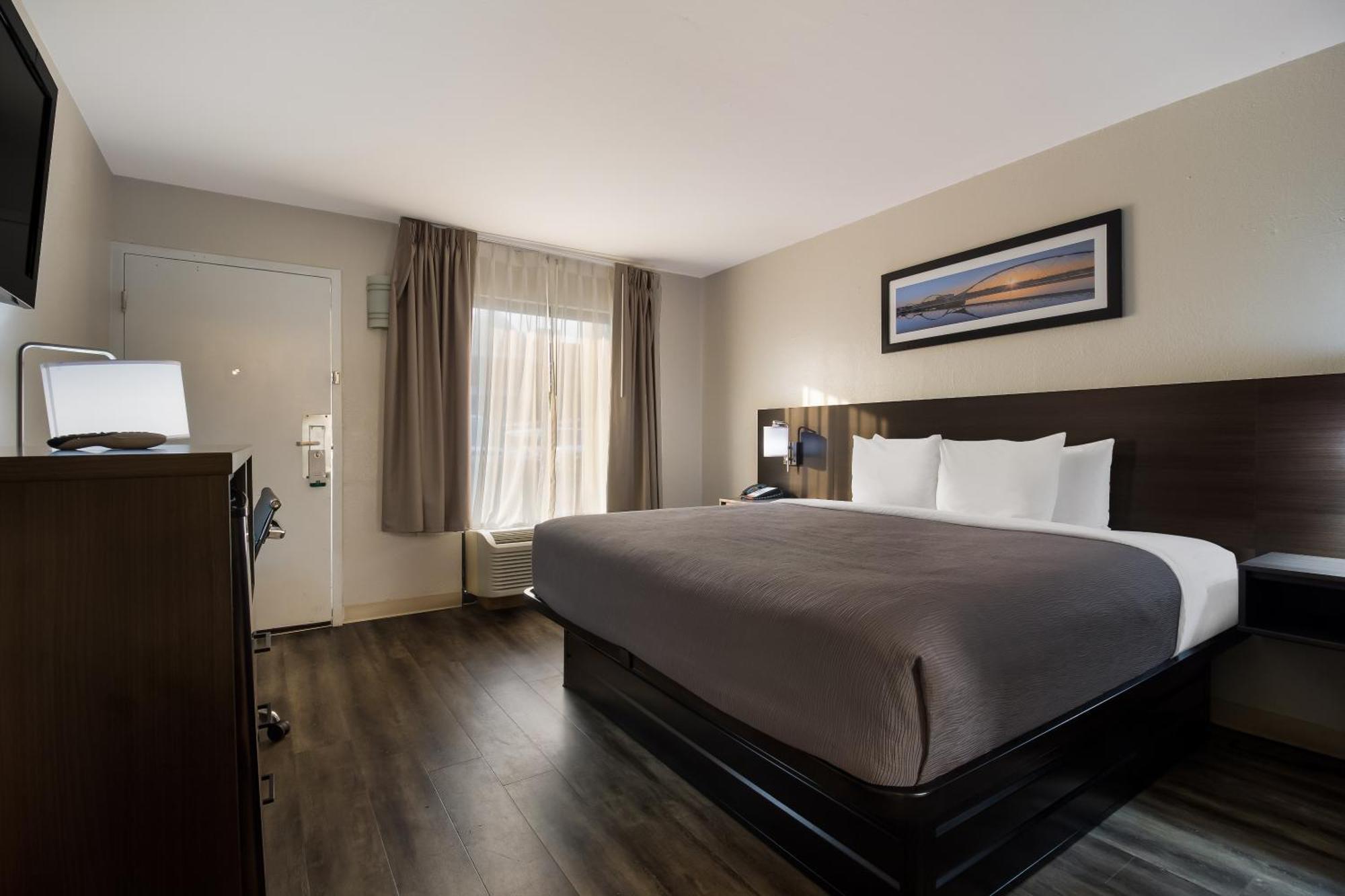 Quality Inn Coliseum Север Чарлстон Экстерьер фото